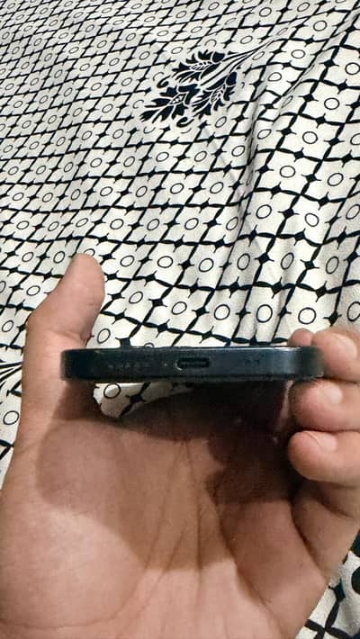 Apple iPhone 16 Pro