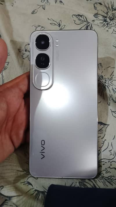 Vivo Y200