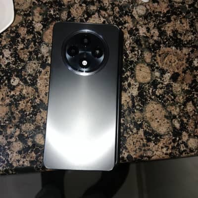 OPPO Reno f12