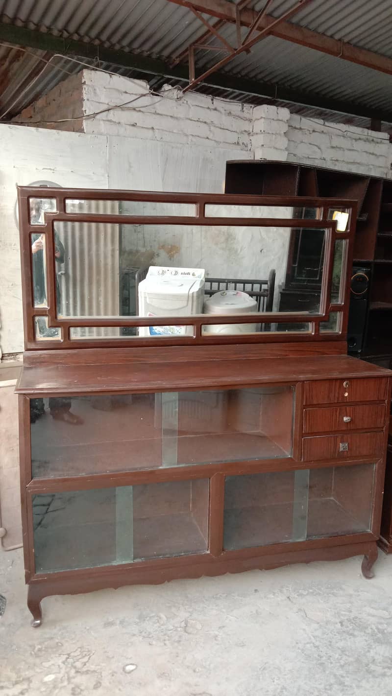 solid wood dressing 0