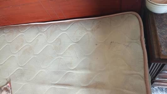 King Size Spring Mattress Good Condition