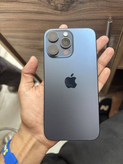 iPhone 15 Pro Max