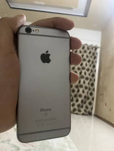Apple iPhone 6S
