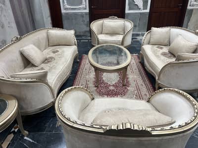 7 seater luxury sofa 1 center table 2 side table