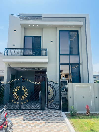 5 Marla Brand New Modern House For Sale | Stylish Design | Prime Location