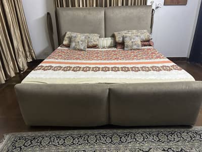 King size bed with premium mattress- Elegant & Comfortable