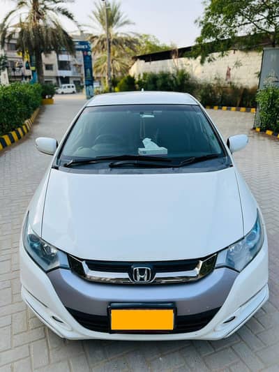 Honda Insight Exclusive Hybrid 2014/2017 Full option