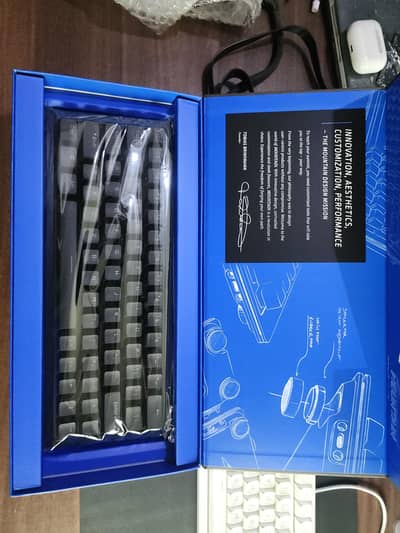 Mountain Everest keyboard with Numpad