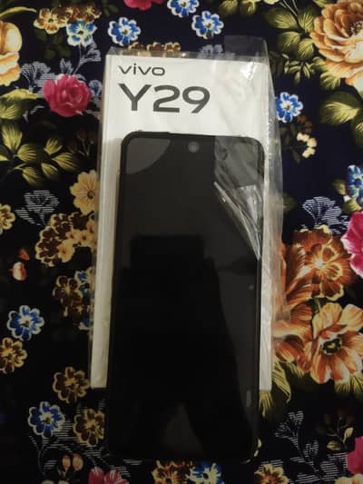 Vivo Y29 mobile new hai warranty may hai