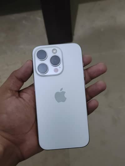 Apple iPhone 15 Pro