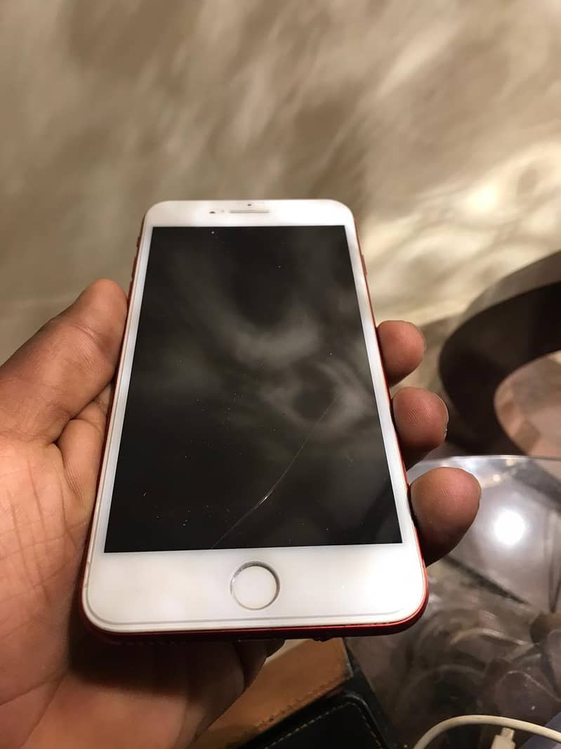 Apple iPhone 7 Plus 1