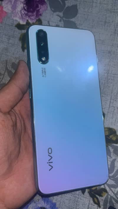 Vivo S1