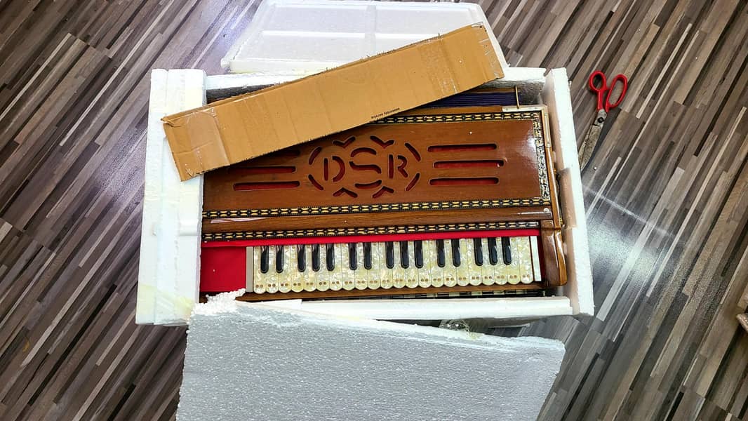 Harmonium 3
