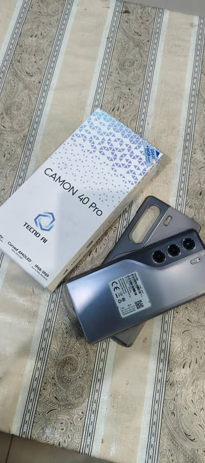 Tecno CAMON 40 Pro