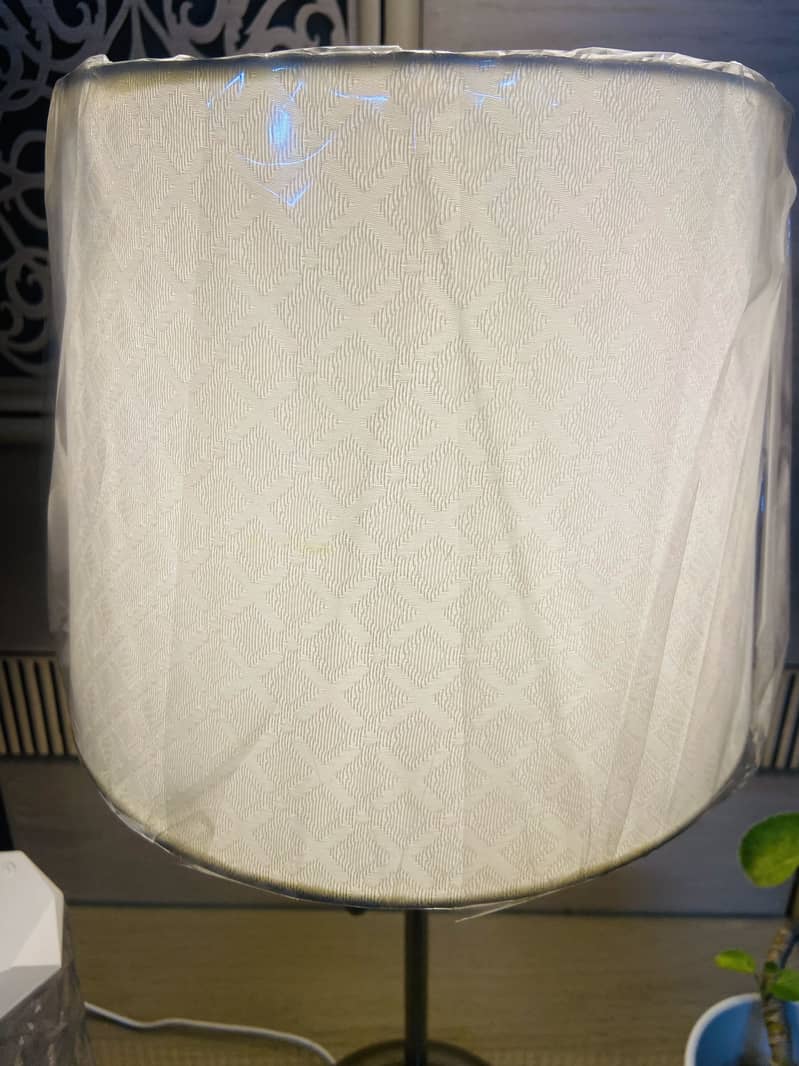 Table lamp 2