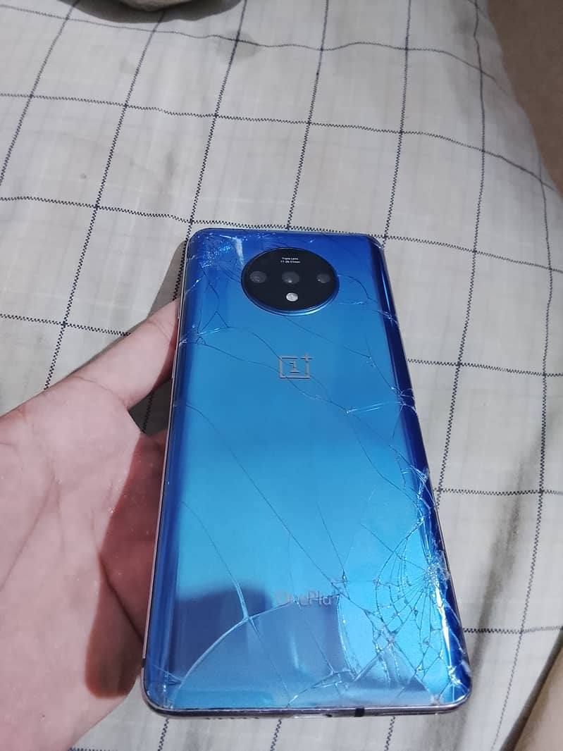 One Plus 7T 1
