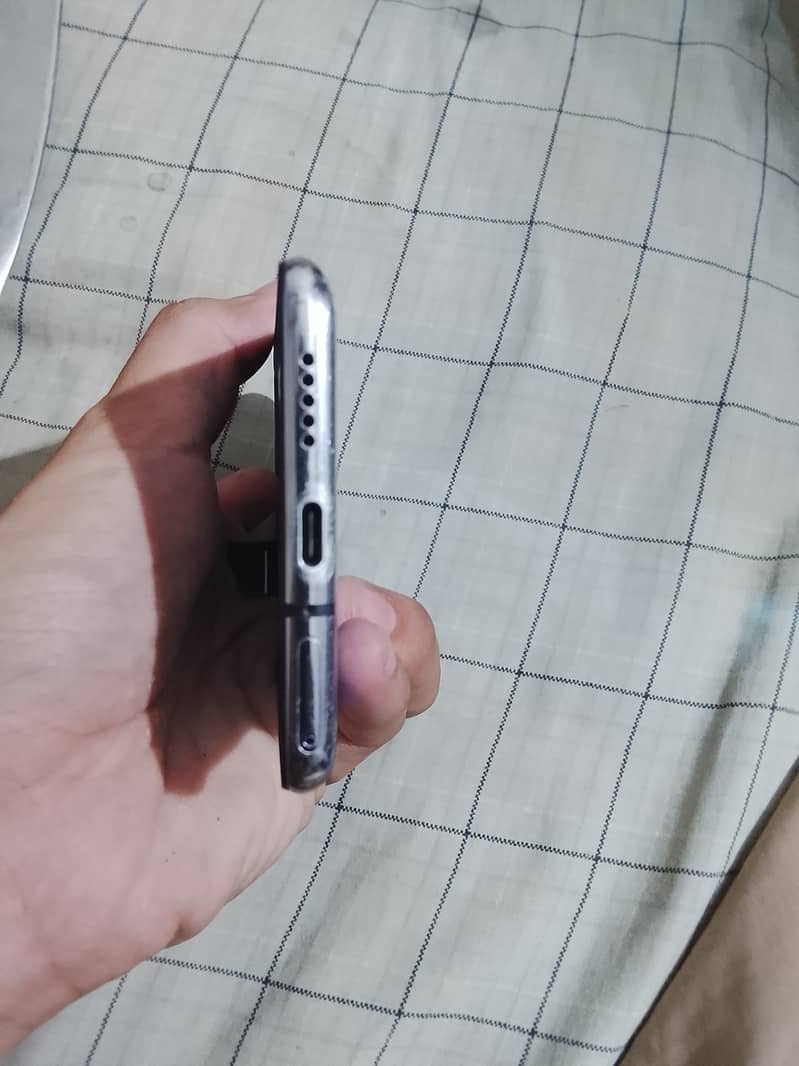One Plus 7T 5