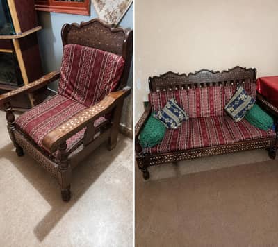 (Sofa Set in excellent condition) 3 sofa chair and 1 large sofa