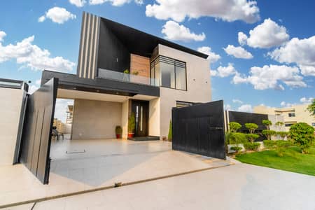 Beautiful 1 Kanal Residence in a Prime & Highly Desirable Location
