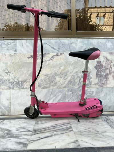 Electronic scooty