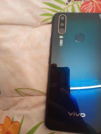 Vivo Y17