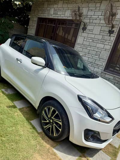 Suzuki Swift GLX CVT