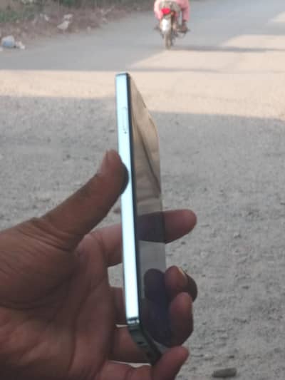 Tecno CAMON 20 8.256 farint camra kahrab ha bas