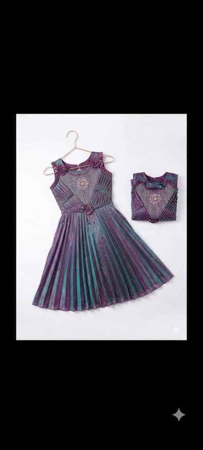 Beautiful Girl Party Wear Frock (5-7years)-Worn Once,10/10 Condition