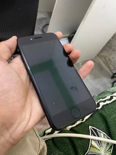 Apple iPhone SE 2020