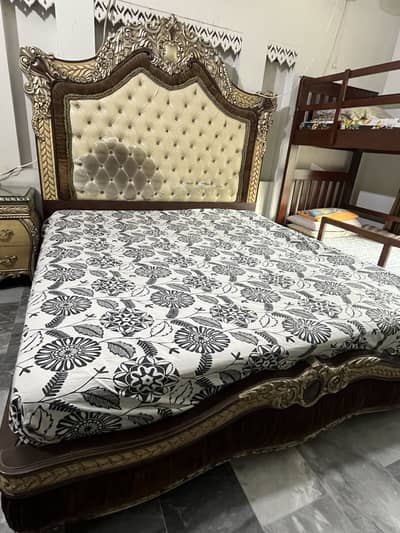 Bed double  (King Size)