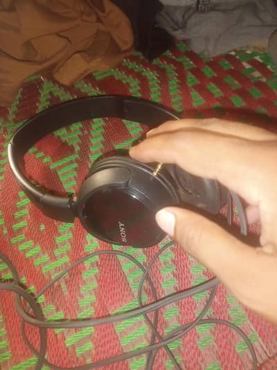 Sony original head phones use only 1 week
