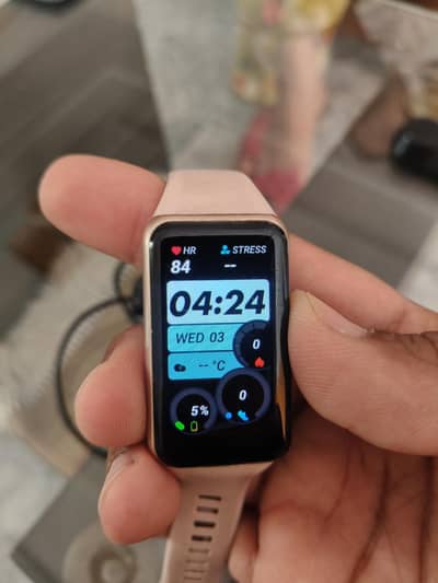 huawei Band 6 with cable (charger)
