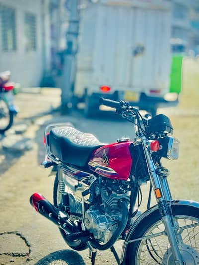 2025 model 125 CG Honda new condition 10/10
