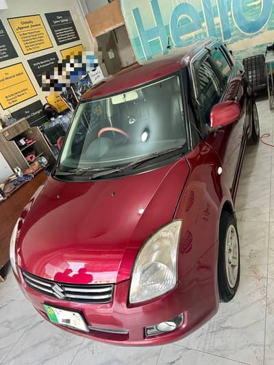 Suzuki Swift 1.3 DLX 2012 Model