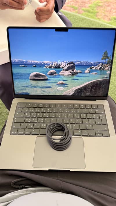 MacBook Pro M5 512/12GB 14inch under warranty with Complete Box