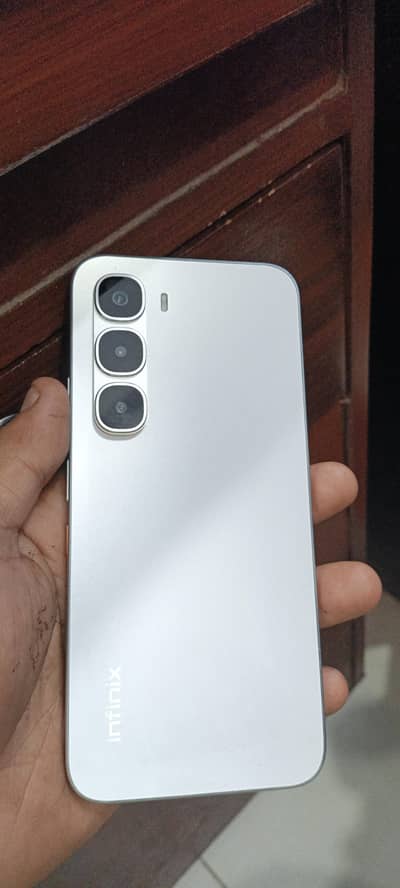 Infinix Hot 60 Pro