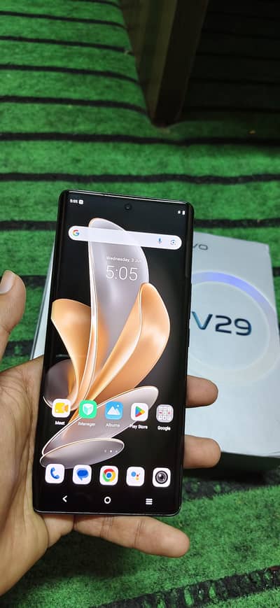 Vivo V29