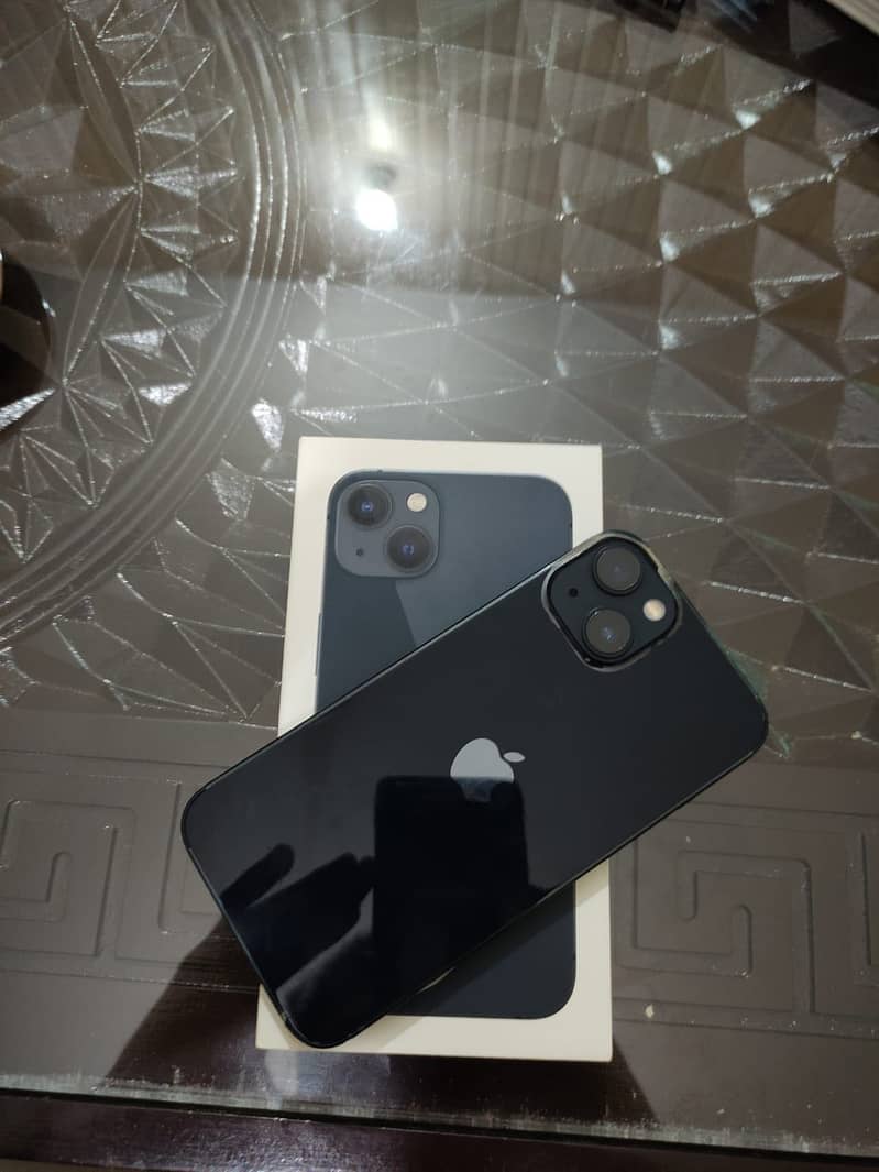 iPhone 13 0