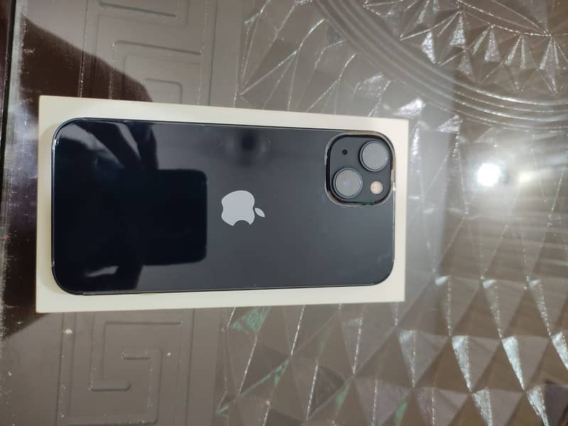 iPhone 13 6
