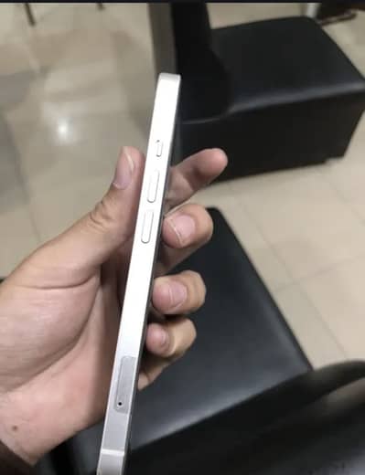 Apple iPhone 13 PTA APROVED 128 gb salee