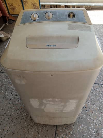 Model: Haier Washer and Spinner.