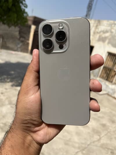 Apple iPhone 15 Pro