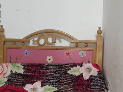 singal bad without mattress
