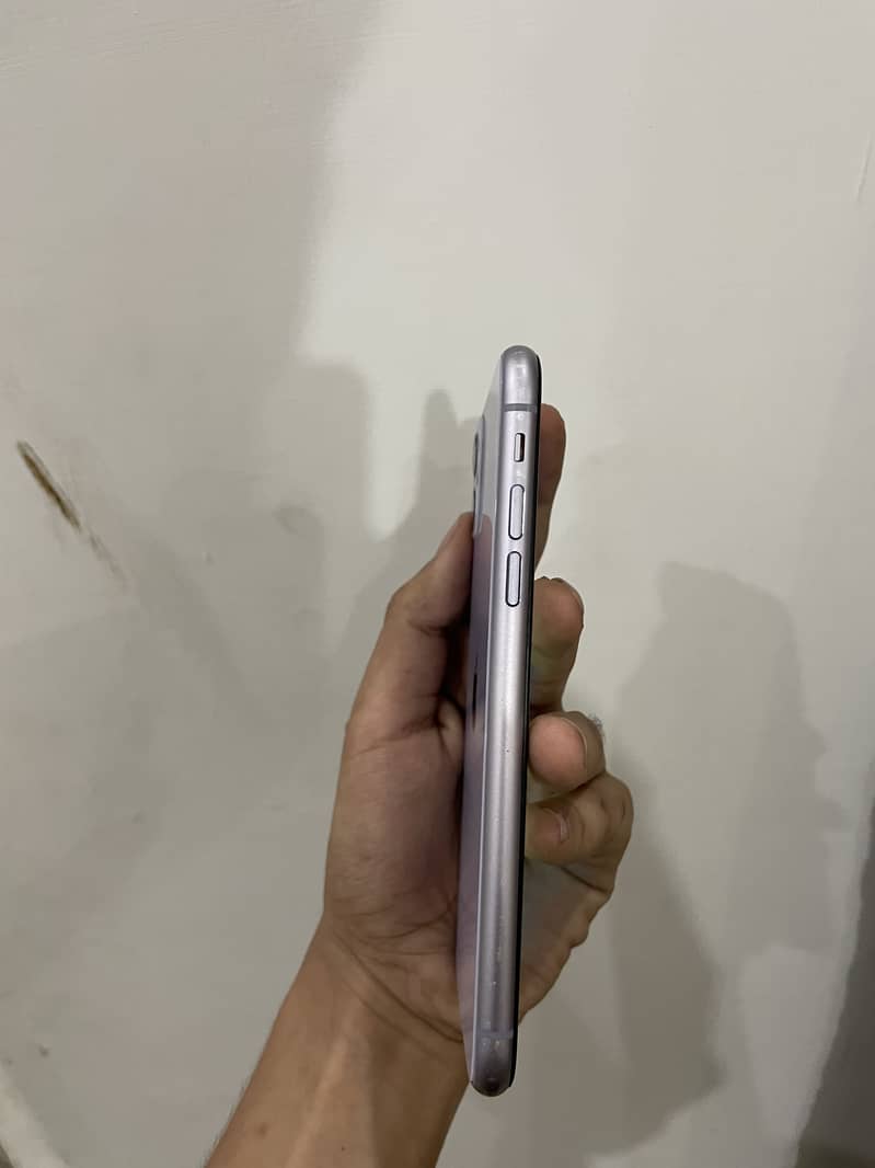 Apple iPhone 11 2