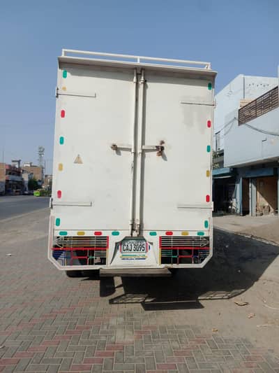 ISUZU NPR 2022 MODEL