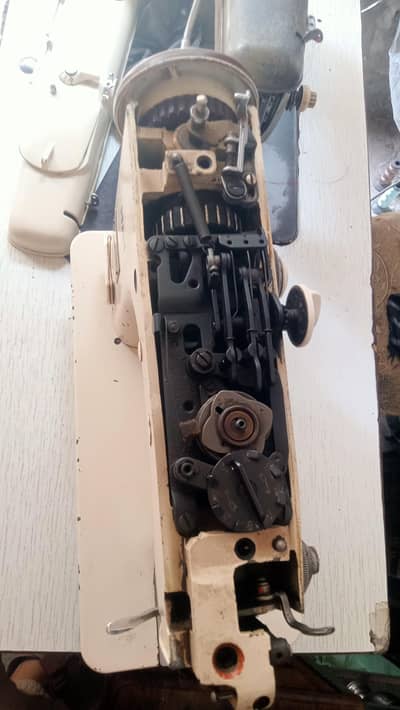 sewing machine