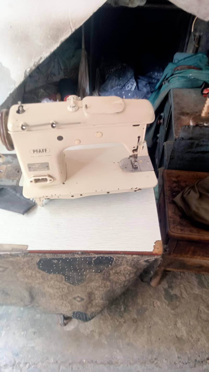 sewing machine 3