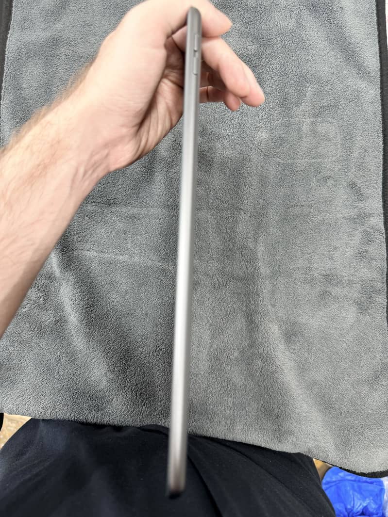 Ipad 9th generation 6
