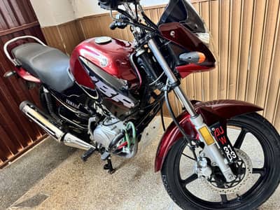 YAMAHA YBR-125