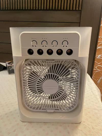 Fan Mini Ice Cooling Fan | Humidifier & Mist Spray | USB Type-C
